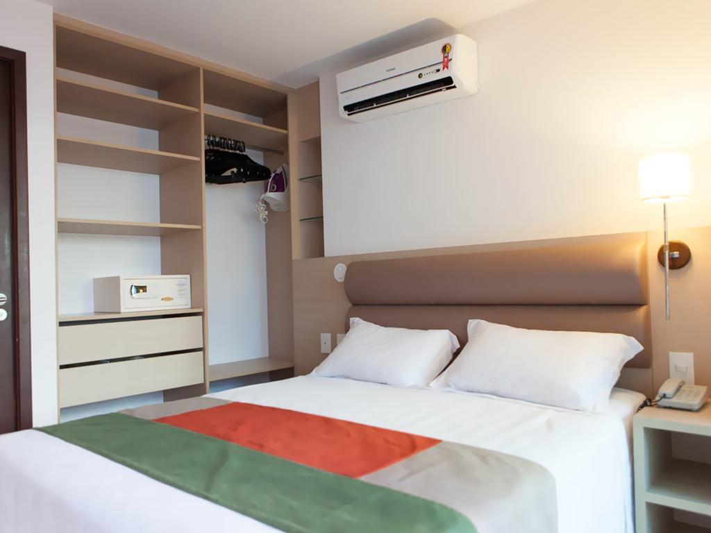 Apartamento 17º Andar Beira Mar Com 2 Quartos Fortaleza (Ceara)